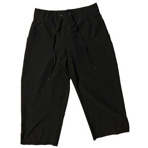 Marika women’s black capris Size Medium